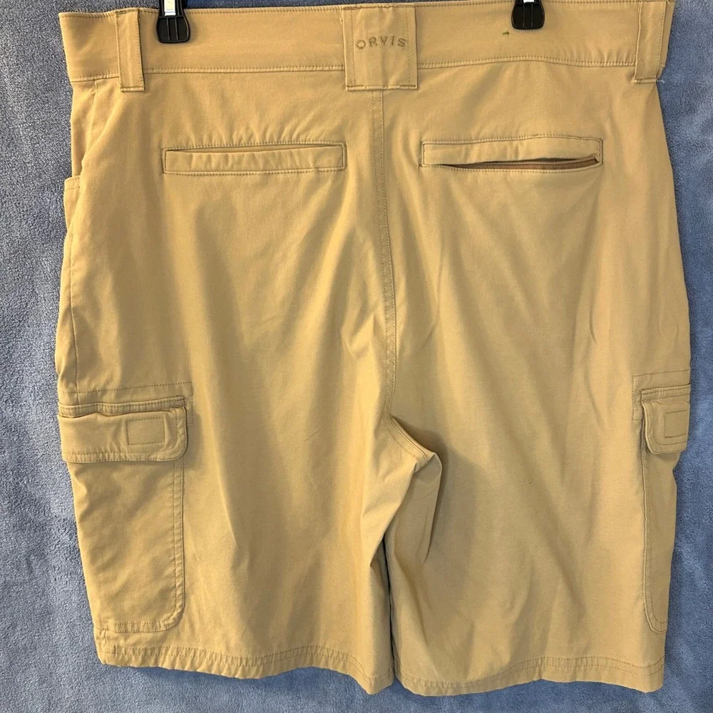 Orvis Mens 36x10 Cargo Shorts Tan Khaki Hiking Fishing Stretch Utility Pockets